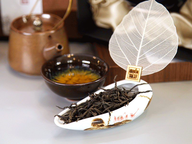 Thưởng trà – Sự giao thoa truyền thống và nét đẹp hiện đại
