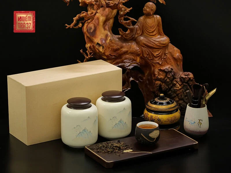 Tết Nguyên Đán - Thời điểm vàng cho quà tặng từ tuyệt phẩm Trà cổ Tết Nguyên Đán – Thời điểm vàng cho quà tặng từ tuyệt phẩm Trà cổ