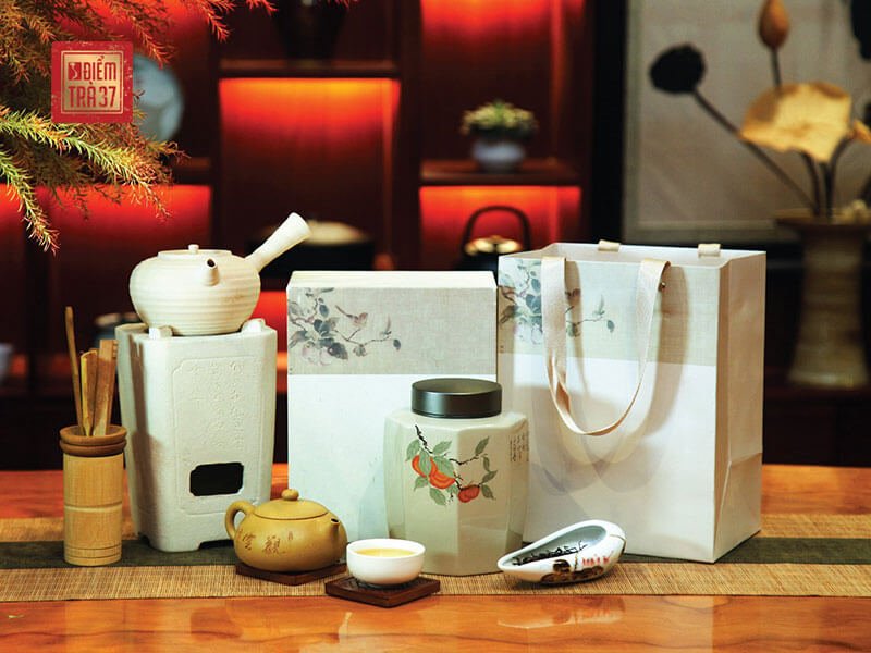 Quà Tết 2021: Quà tặng cao cấp, sang trọng và độc đáo Thanh Tuyền Trà – Hương vị thời gian lắng đọng