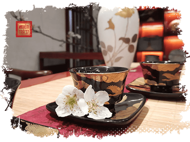 Thưởng trà ngắm hoa – Thú vui tao nhã và thanh cao