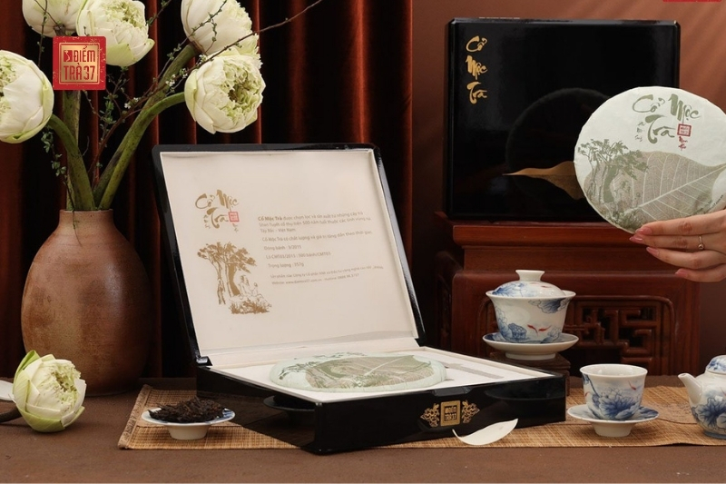 Hộp trà biếu Tết: Nét văn hóa truyền thống và xu hướng quà tặng cao cấp https://diemtra37.vn/tam-quan-trong-cua-tra-bieu-tang-trong-van-hoa-doanh-nghiep/
